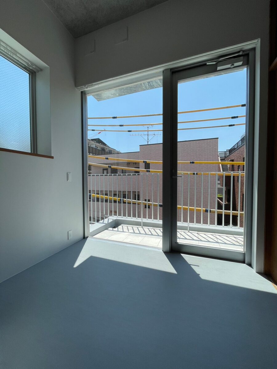 セシーズイシイ２３ B304