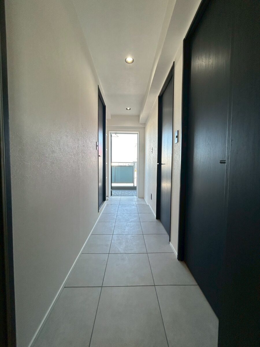 セシーズイシイ５ 703