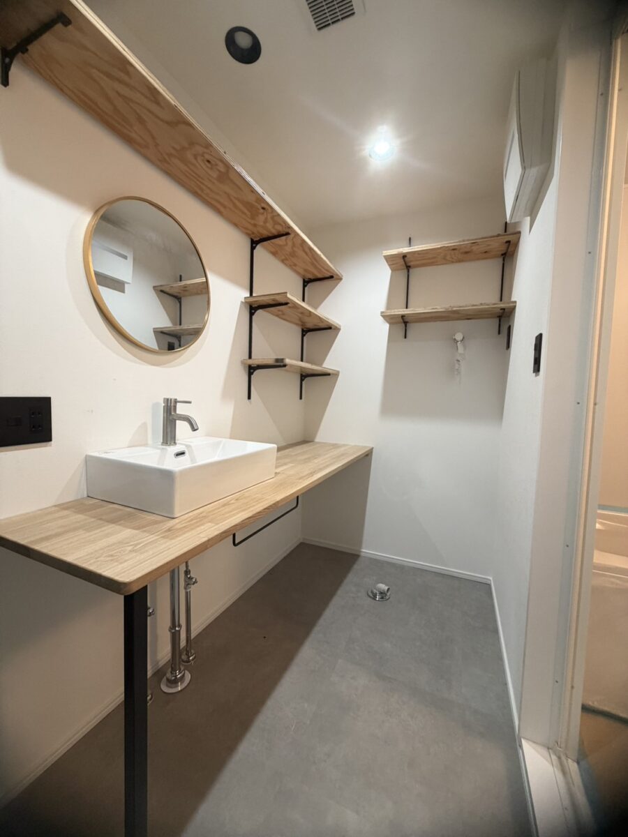 セシーズイシイ５ 703