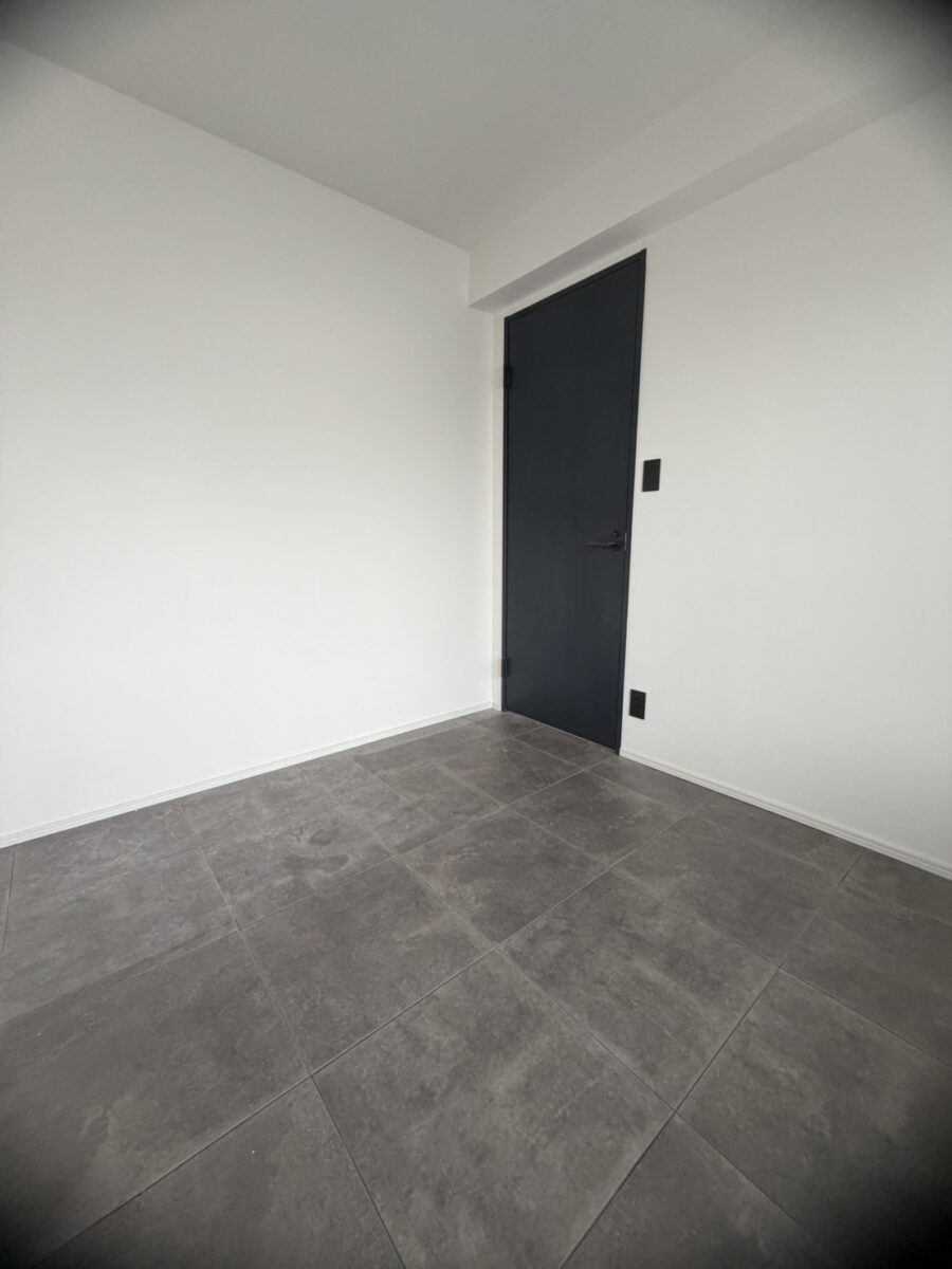 セシーズイシイ５ 703