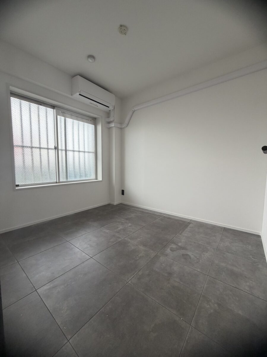 セシーズイシイ５ 703