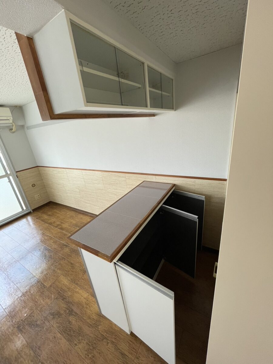 セシーズイシイ８ 201