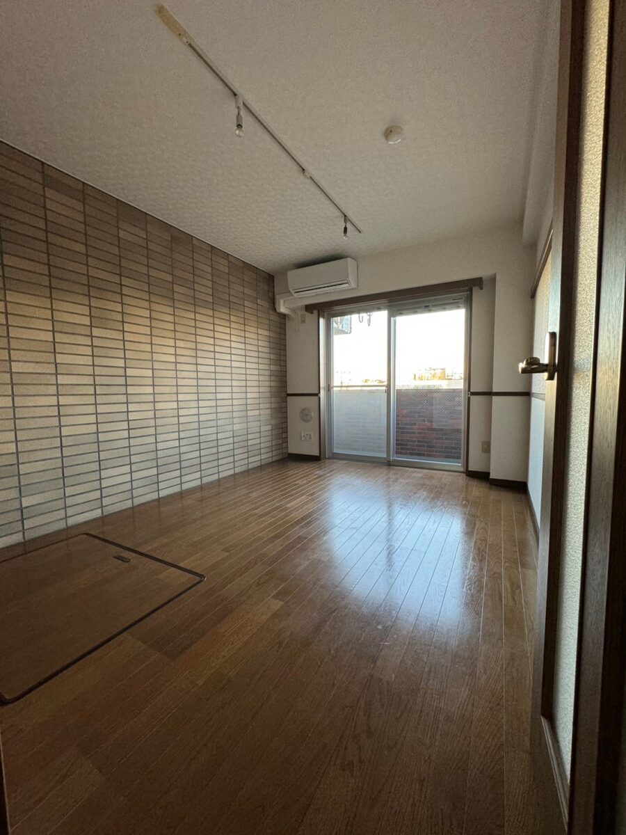 セシーズイシイ１８ 206