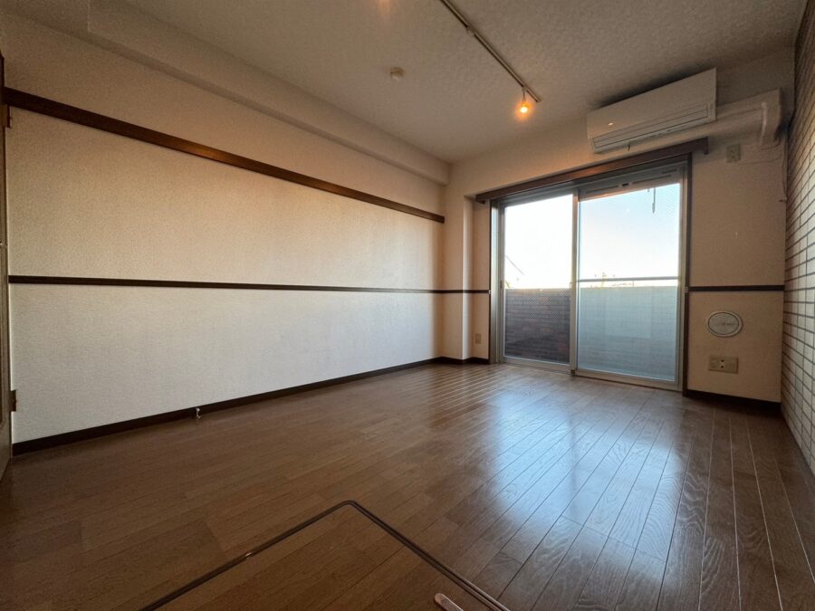 セシーズイシイ18 303