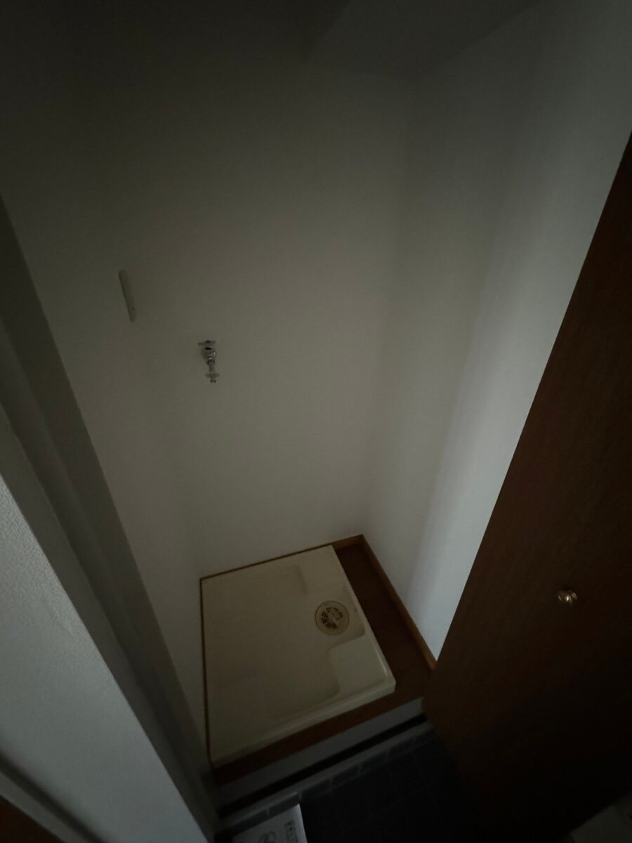 セシーズイシイ１６ 201