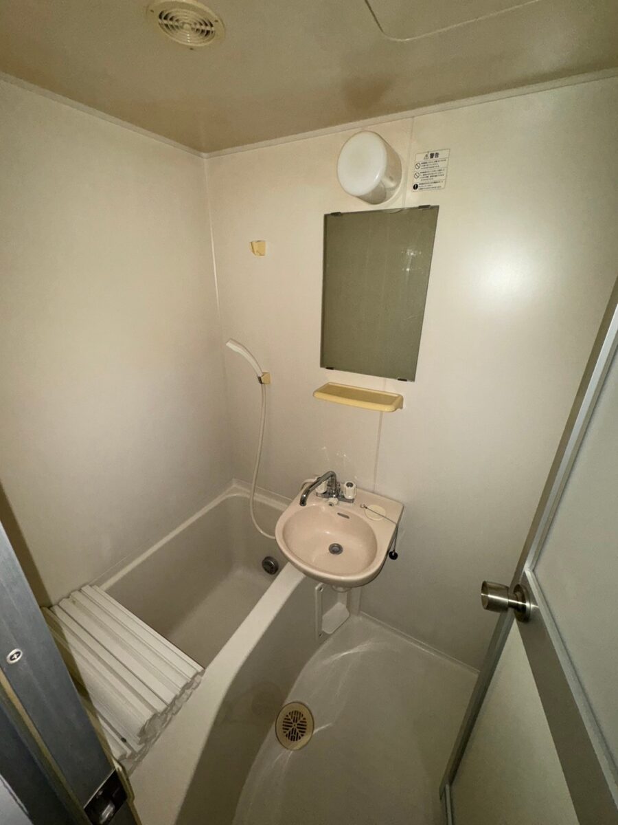 セシーズイシイ１６ 201