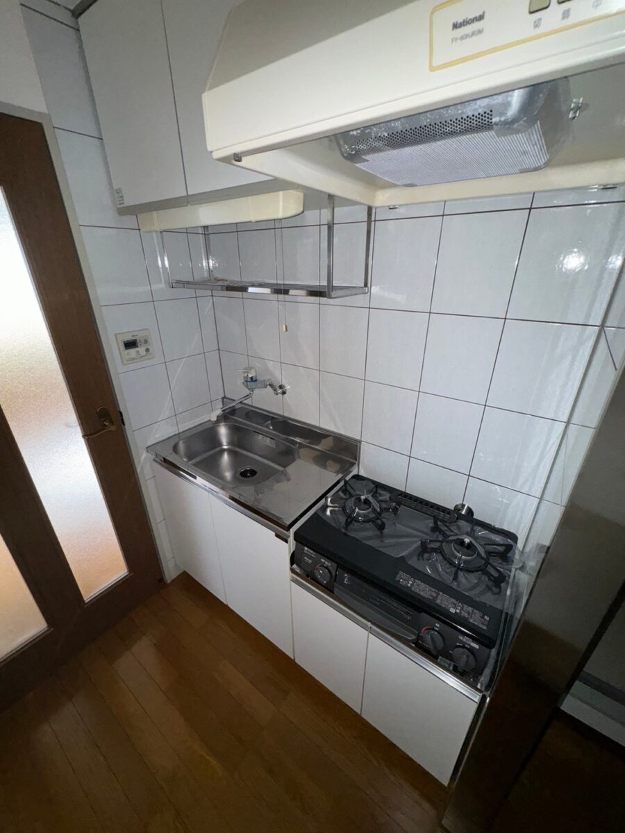 セシーズイシイ１６ 201