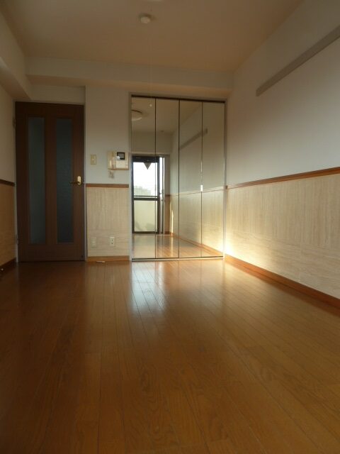 セシーズイシイ１７ 305